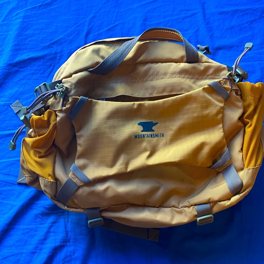 Mountainsmith Tour waist pack hiking